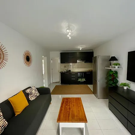 Helen House Appartement *